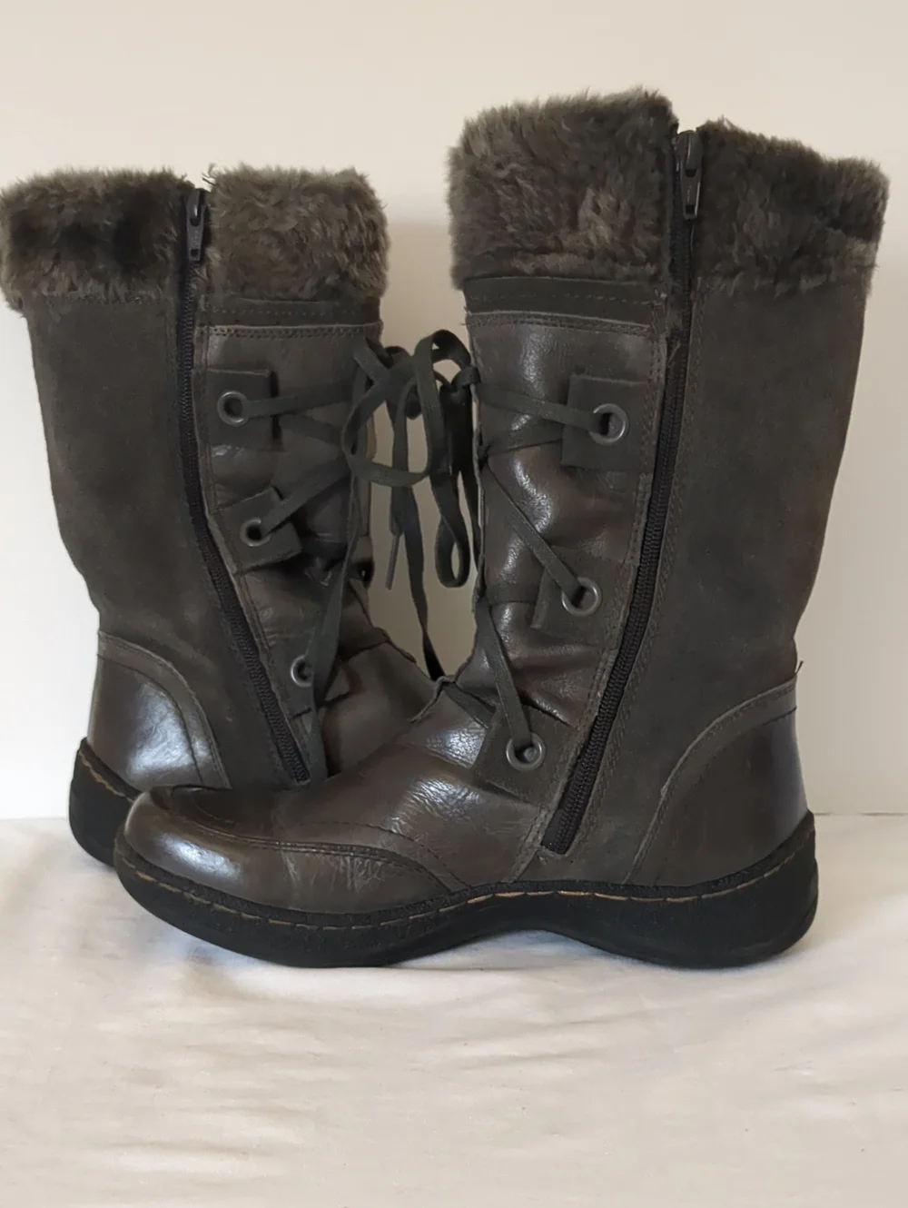 BareTraps Gray Leather, Suede & Faux Fur Lined Zip Snow Boots, 8.5 M